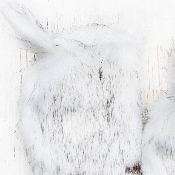 White Faux Fur Bonnet - Picture 4 of 5